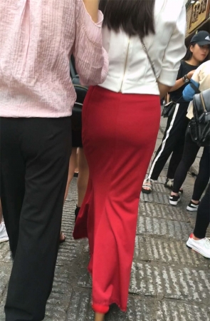 红色美臀更性感