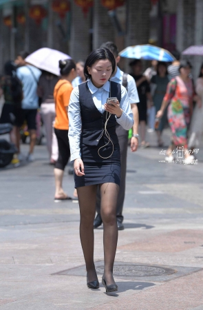 211229-2+41/珠宝女同事 4P