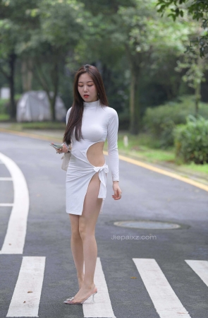 玲玲&陌下山-无人知晓 【套图+视频】