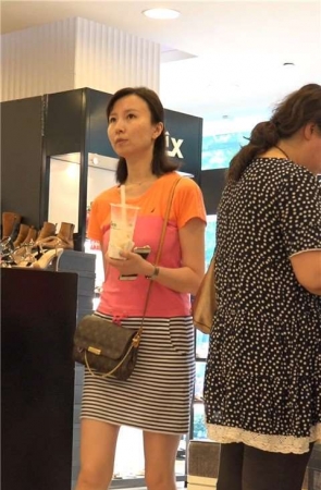 4K – 试高跟的极品美足韵味少F [1.24 GB]