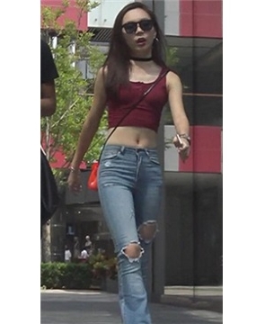 4k-超级长腿喇叭牛仔裤女神，露脐装显得腰更细 [4.11 GB]