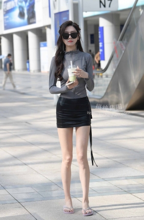 23613-5=88/白皙美腿美女 14P