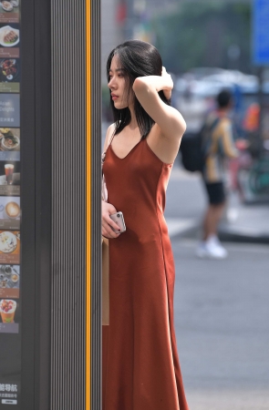 好喜欢这种女人，说不出的感觉