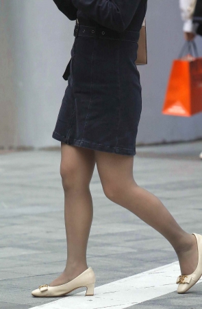 诱惑街拍丝袜shaofu