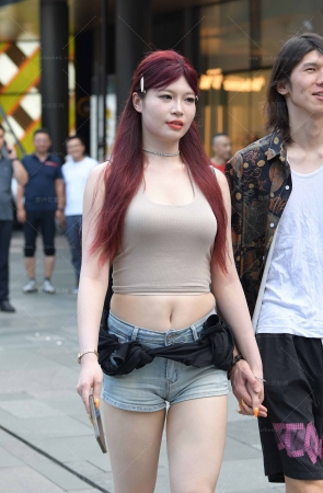 24625-3=102√夏日热裤小姐姐 15P