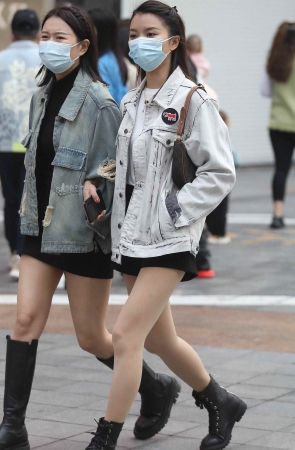 街拍肉丝妹子-14P