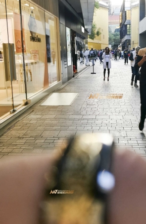 时尚针织衫 恨天高女郎