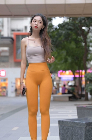 [一始专区] 黄色瑜伽裤小妹 【图片➕视频】