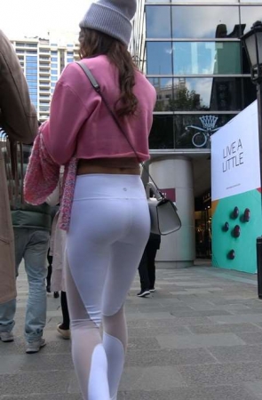 4k-极品紧身弹力裤粉衣街拍翘臀美女第二集 [1.43 GB]