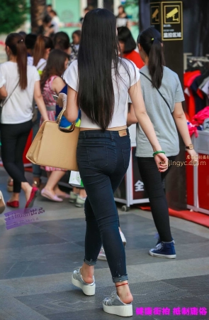 李欢原创——–牛仔，丰腴（12P）