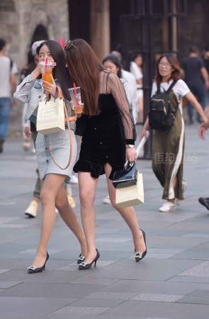 街拍高跟姐妹
