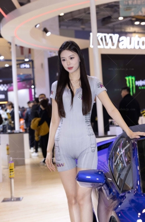 250328-45=104 哇哦~好性感的连体紧身衣