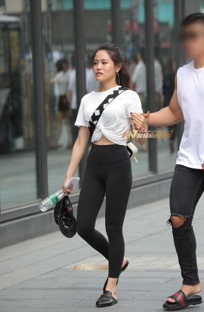 颜值很高的美女