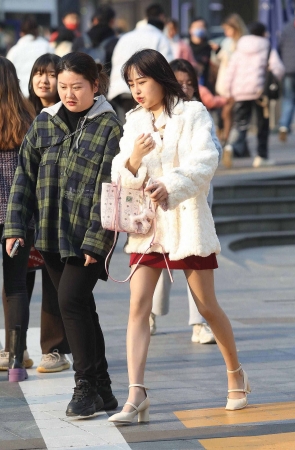 诱惑肉 丝妹子-13P