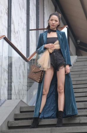 两大小仙女3A251[2.08G]