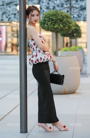 包臀裙高跟美女 [33P]