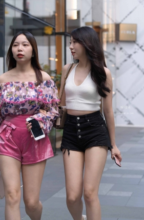 20826-6+84 每晚能抱着这种腿，那该多好啊 5P