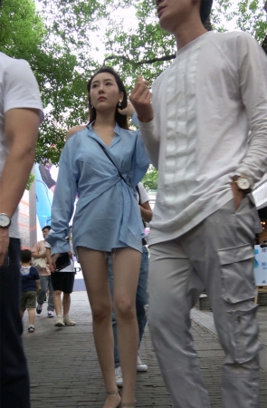 高挑身材模特级性感美女