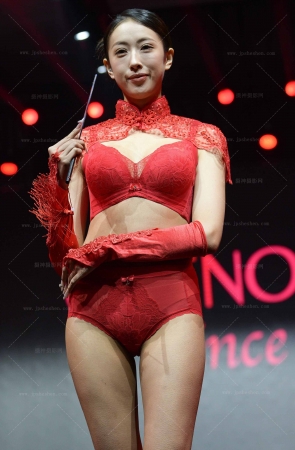 2475-13=48√四川内衣，魅力红-3号 12P