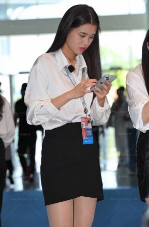 25831-27-98√平底鞋-肉丝-主播【套图➕4k视频 12P