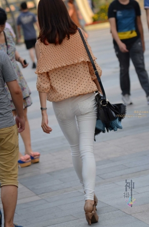 紧身白裤（16P）