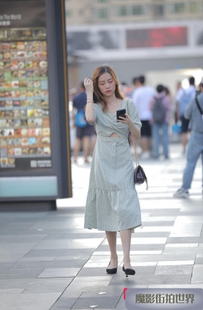 气质连衣裙美女3A1847[136M]