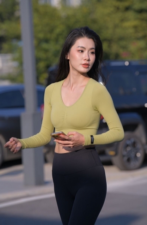 一始街拍作品  剔骨的柔情 [415P-8.77GB]