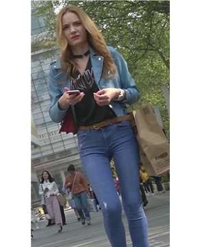 4k-红色高跟鞋大长腿蓝牛女神姐姐（下）[1.15 GB]