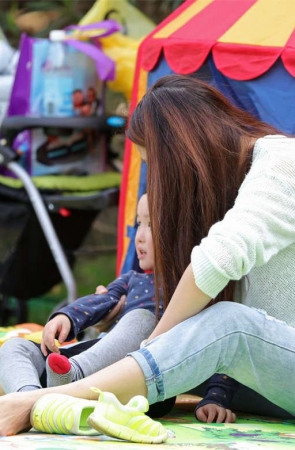 No1702 完美无缺的女神足从白袜中脱出，谁还可以心静如水 第4套