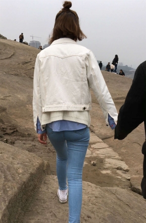 极品紧身蓝牛小清新美女