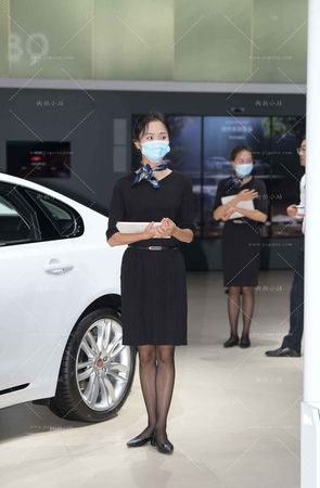 黑裙黑丝导购小姐姐 [18P]