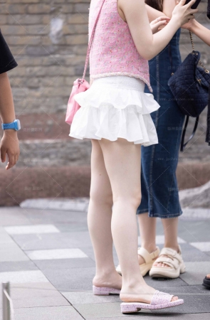 230704-1=54 这样的大白腿少妇真是爱了 6P