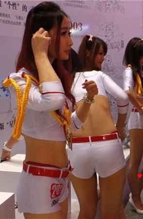 西山居的美女颜值就是高。