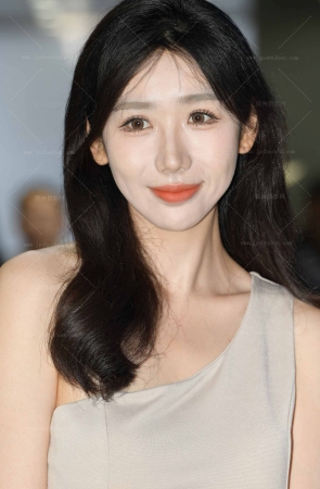 2469-31=58√这里有认识她名字的吗？ 10P