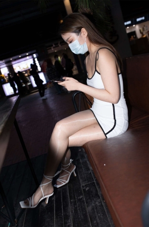 牛男街拍 好养眼的白裙美眉