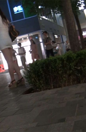 极品白色超短裙包臀美女