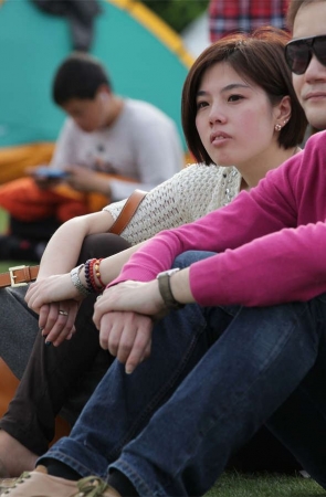 No880 就喜欢看女孩拨弄丝袜的这种感觉