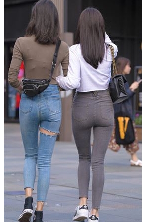 （套图）两个灰蓝牛仔妹(82P)