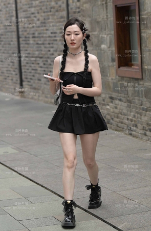 是浪漫的春日女孩-230719-7-56 16P