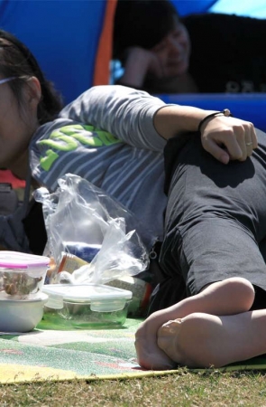 No570 俊俏小媳妇的光滑丝足