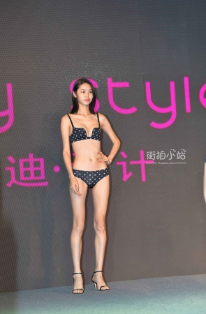 多模多套内衣show