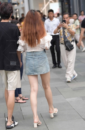 小妞清纯甜美楚楚动人/231224-5-59 15P