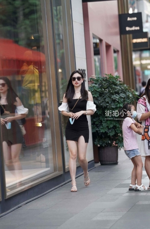 黑色超短裙女神