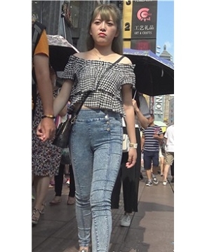 4k-紧到令人窒息的蓝牛清纯小美女 [2.25 GB]