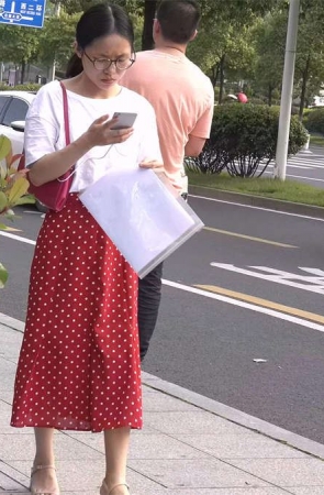 凉高跟，斑点长裙知性美女 3