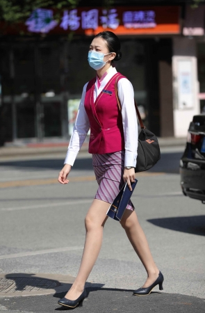 肉 丝高 跟空 姐气质美tui