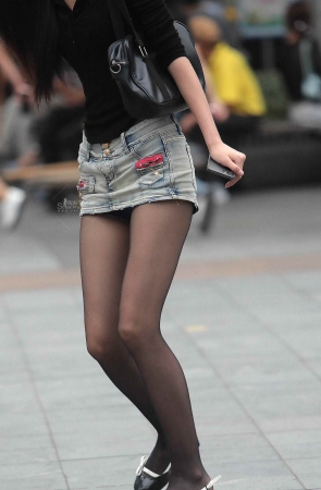 诱惑街拍黑丝shaofu-14P