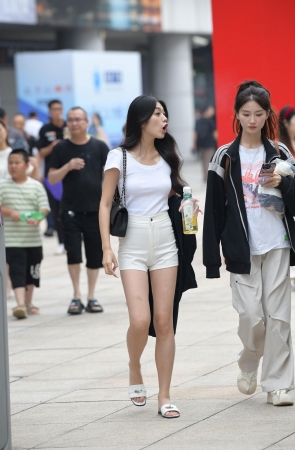 美腿爱穿拖鞋系列