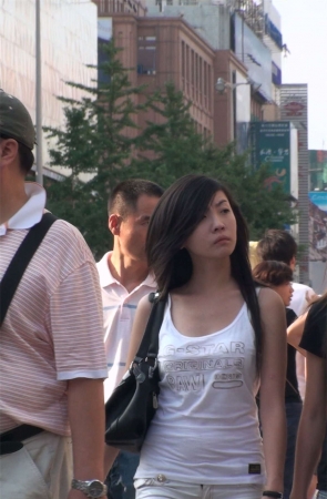 极品跟拍漂亮妹子