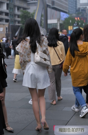 忧郁的眼神，美腿肉丝美女3A1751[1.08G]